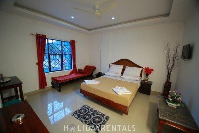 4 Bedroom Holiday Home, Thekkady