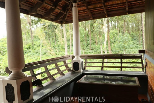 2 Bedroom Holiday Home, Thekkady