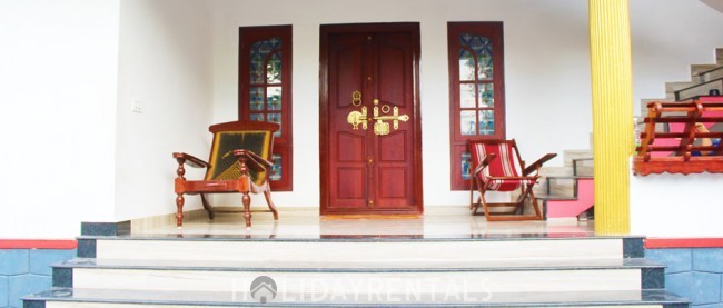 8 Bedroom Holiday Home, Alleppey