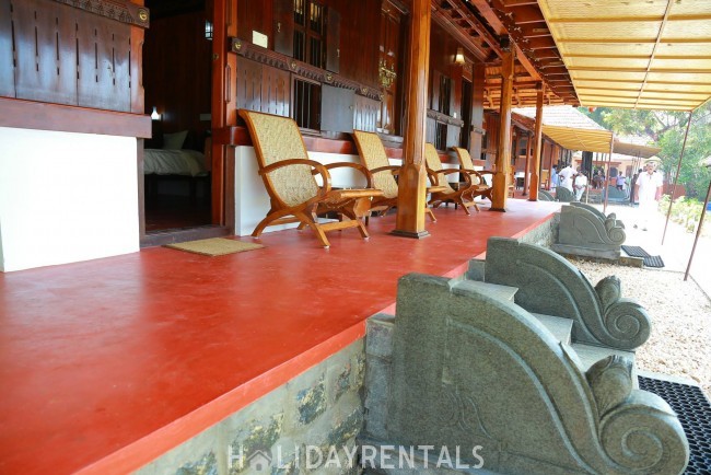 Heritage lakeshore resort, Alleppey