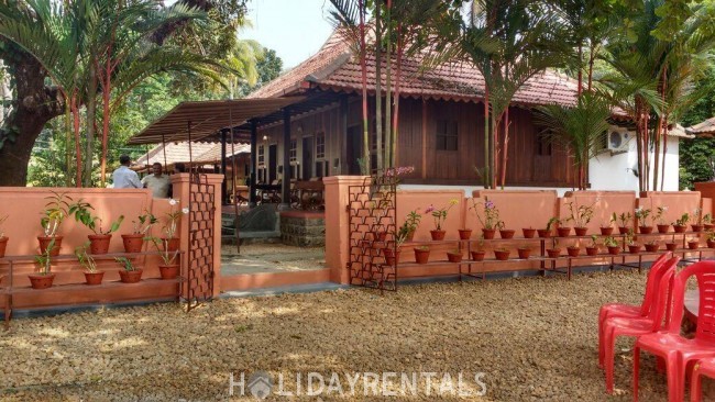 Heritage lakeshore resort, Alleppey