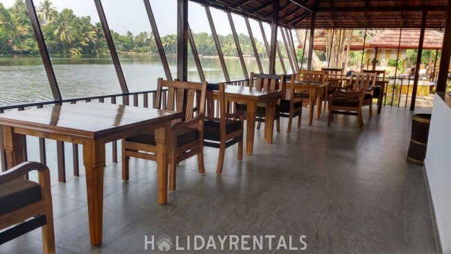 Heritage lakeshore resort, Alleppey