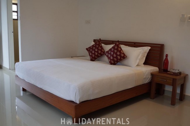 6 Bedroom Holiday Home, Kochi