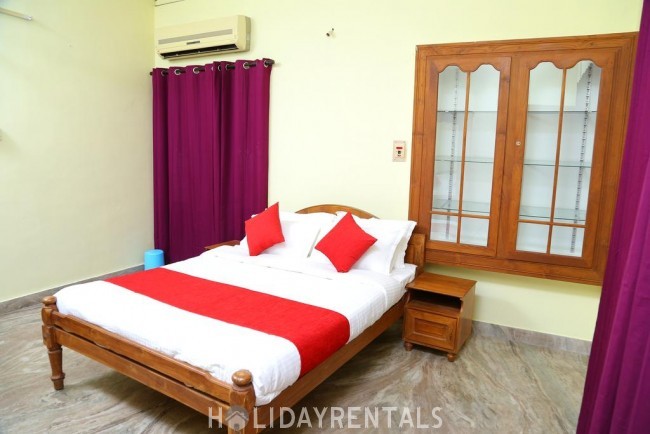 Stay Near Jawaharlal Nehru Stadium, Kochi