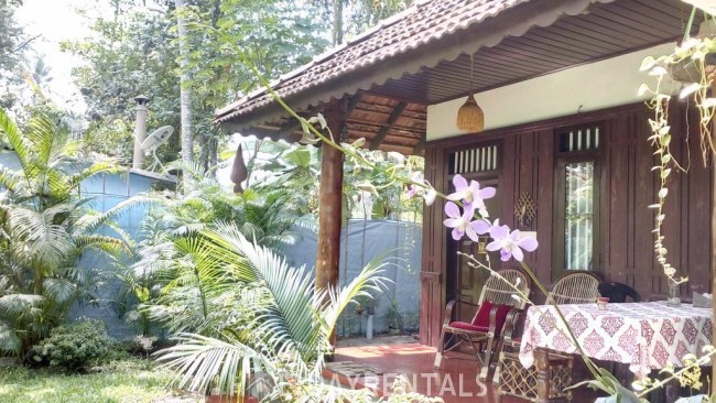 Home Away Home , Alleppey