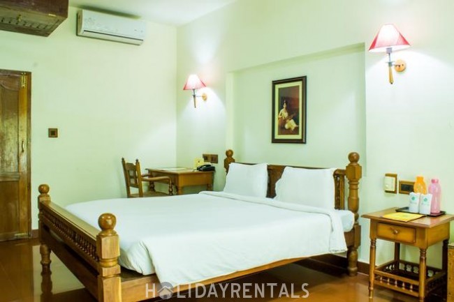 Lake View Holiday Stay, Trivandrum