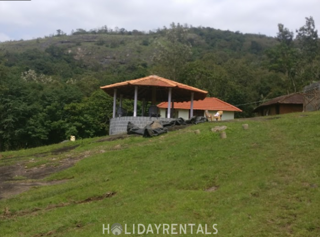 Hill Side Holiday Home, Madikeri