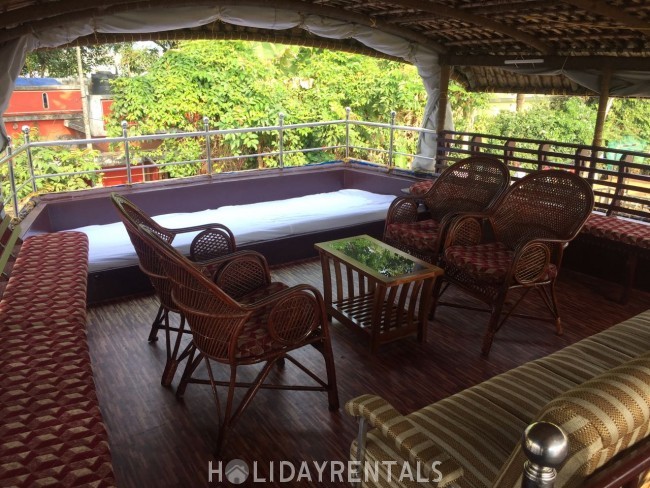 Premium Glass Covered Houseboat, Alleppey