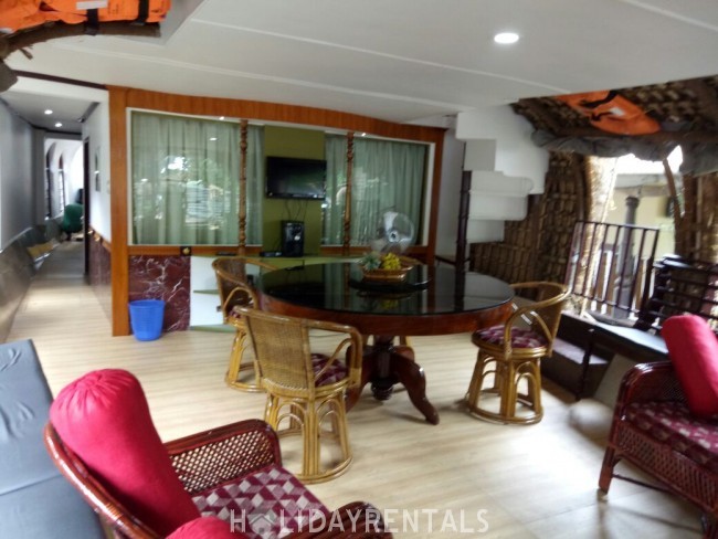 3 Bedroom Upper Deck Houseboat, Alleppey