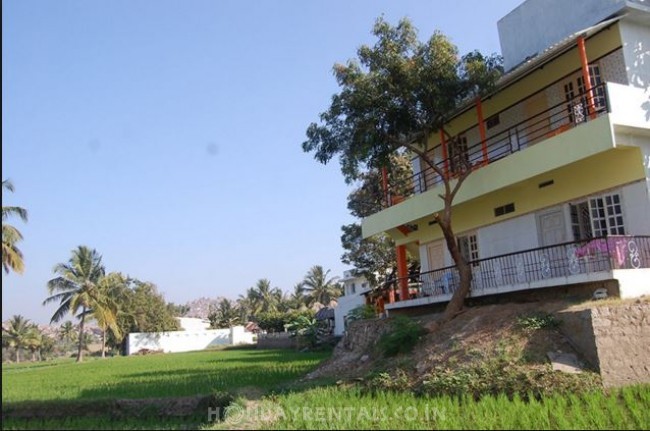 River and Garden View Rooms, Hampi