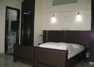 Peacock Serviced Apartment, Noida