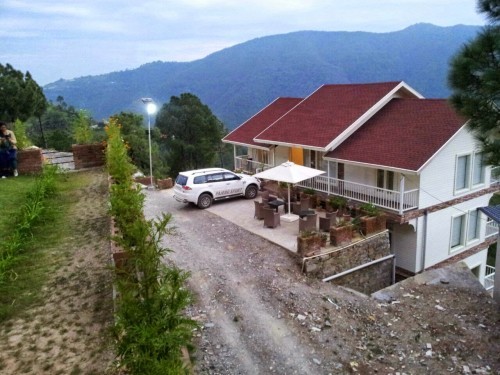 Snowvale Cottage 4BHK, Chail