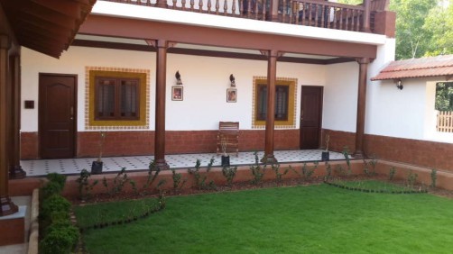 Balkatmane Heritage Home, Kundapura